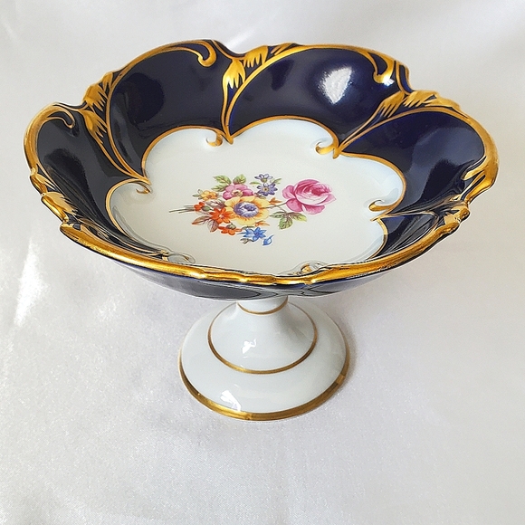Fine Porcelain JlMenau Graf Von Henneberg Pedestal Compote Bowl/ Candy Dish - Picture 8 of 8